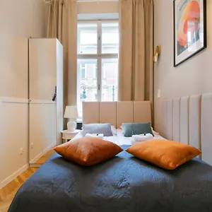 Modern Pilsudskiego Street Appartamento